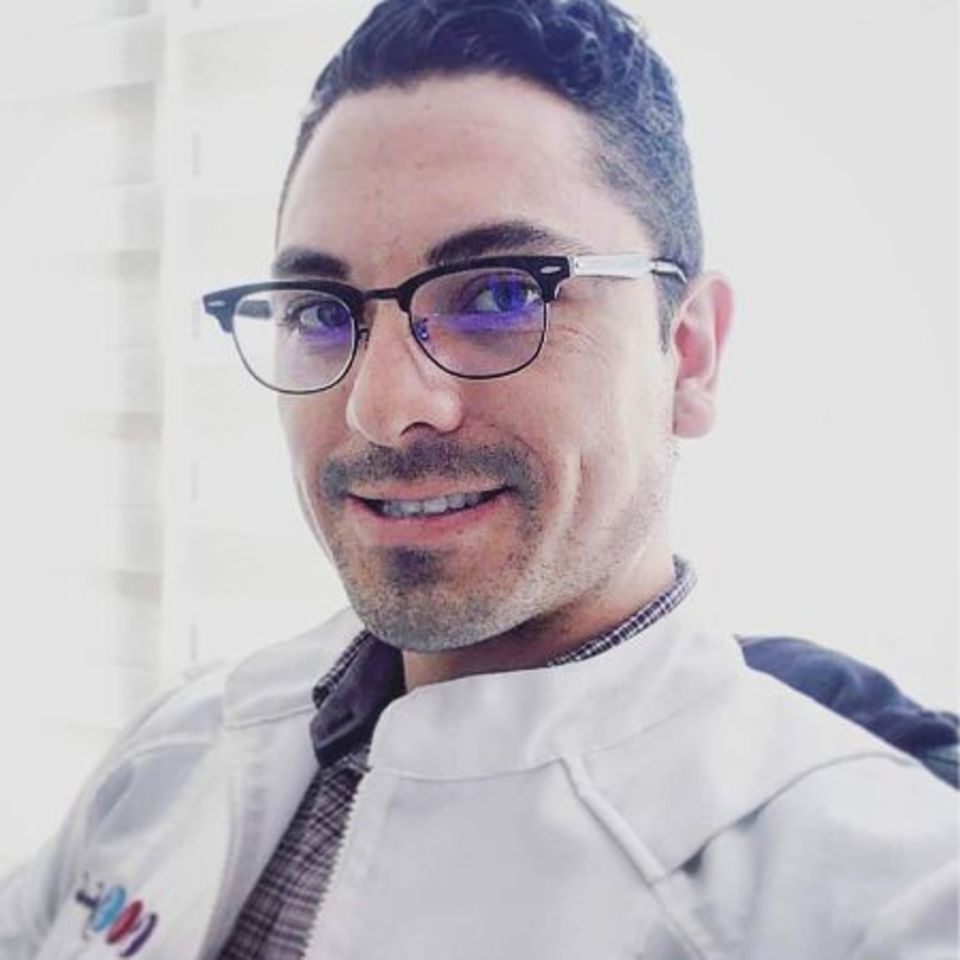 Dr. Bolívar de Marco  Santoyo Herrera 