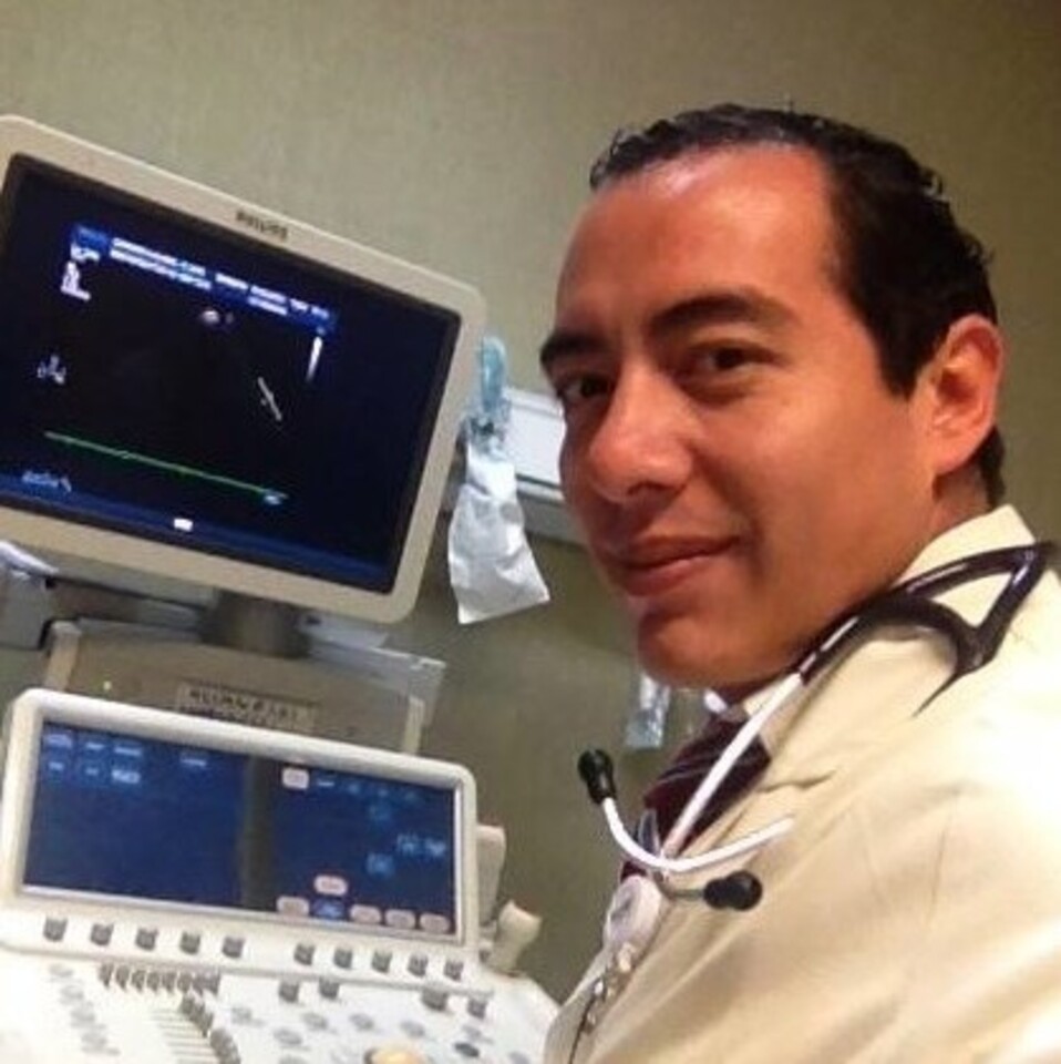 Dr. Emmanuel Isaac Vázquez Avila