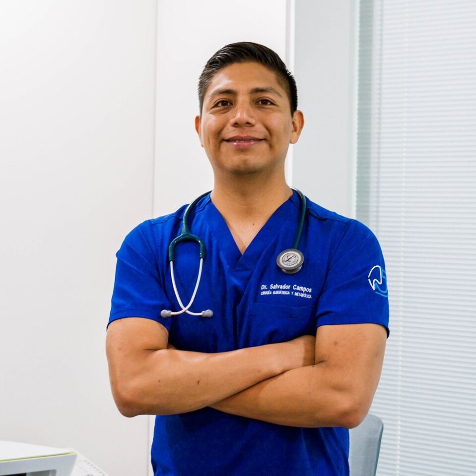 Dr. Salvador  Campos