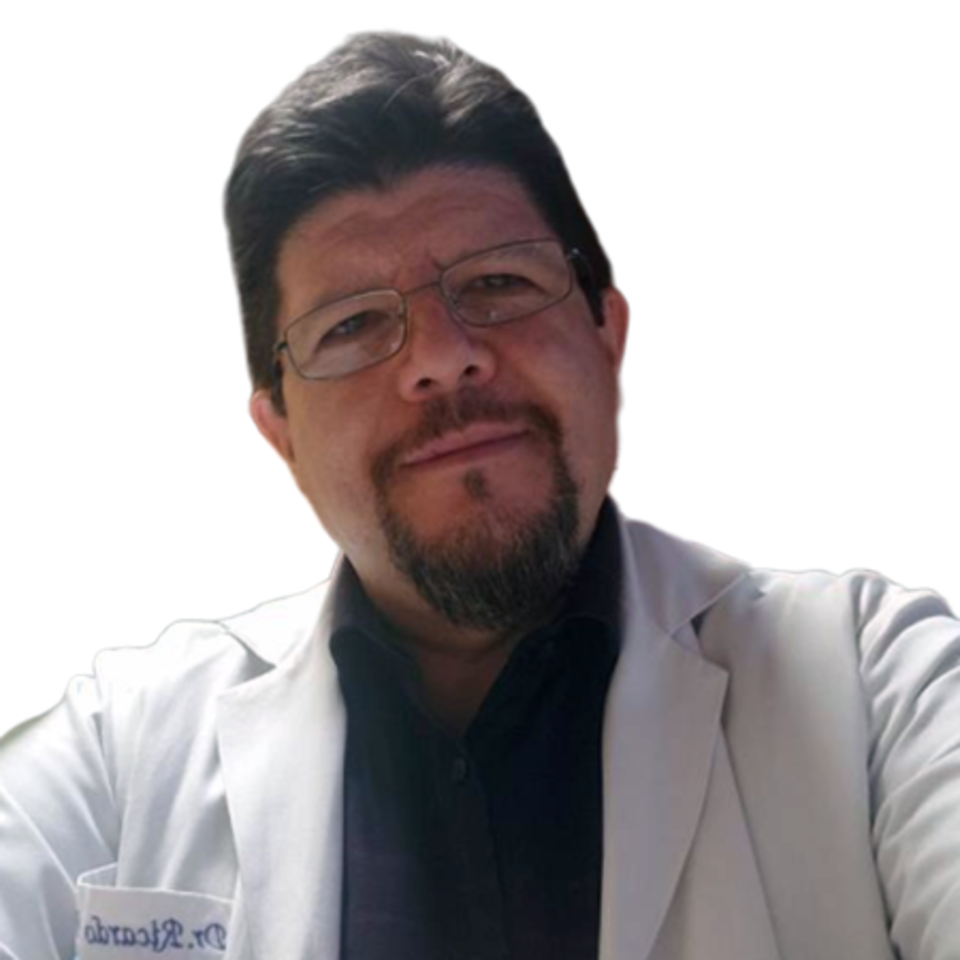 Dr. Ricardo Domínguez Sandoval