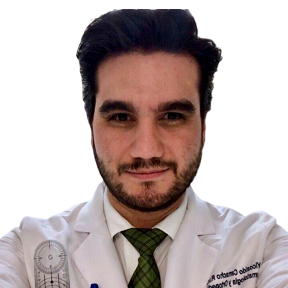 Dr. Yicoaldo Camacho Ruiz
